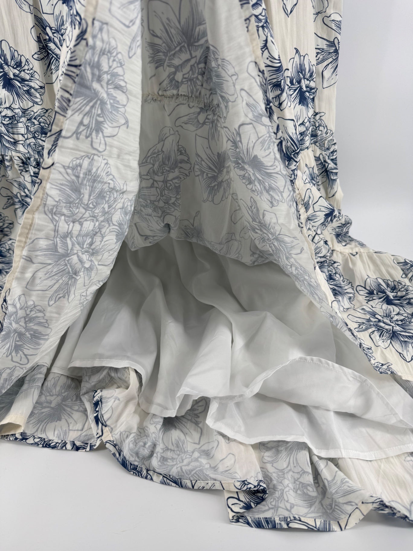 TCEC Ivory/Navy Floral Dress