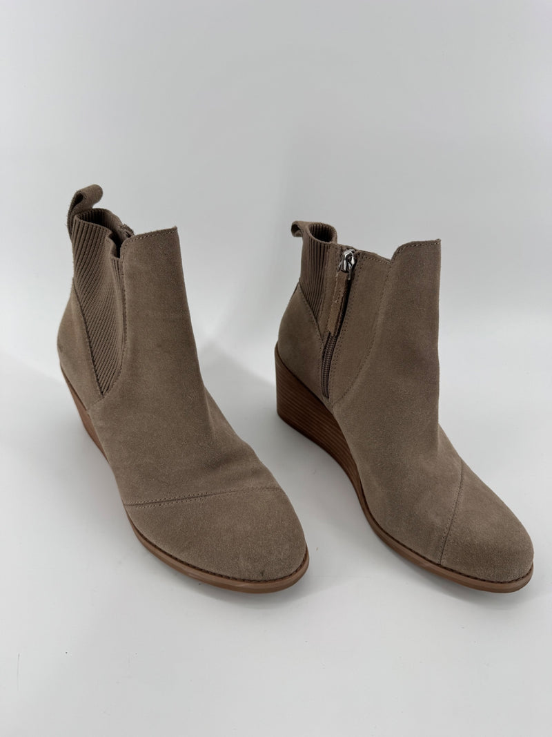 Toms Taupe Suede Wedges