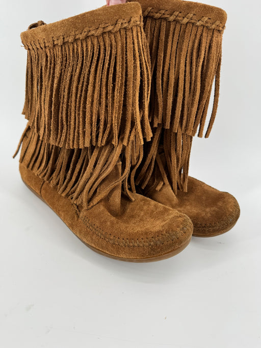 Minnetonka Brown Mid Fringe Moccasins
