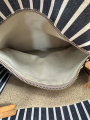 Consulea - Cream Esssentials Tote