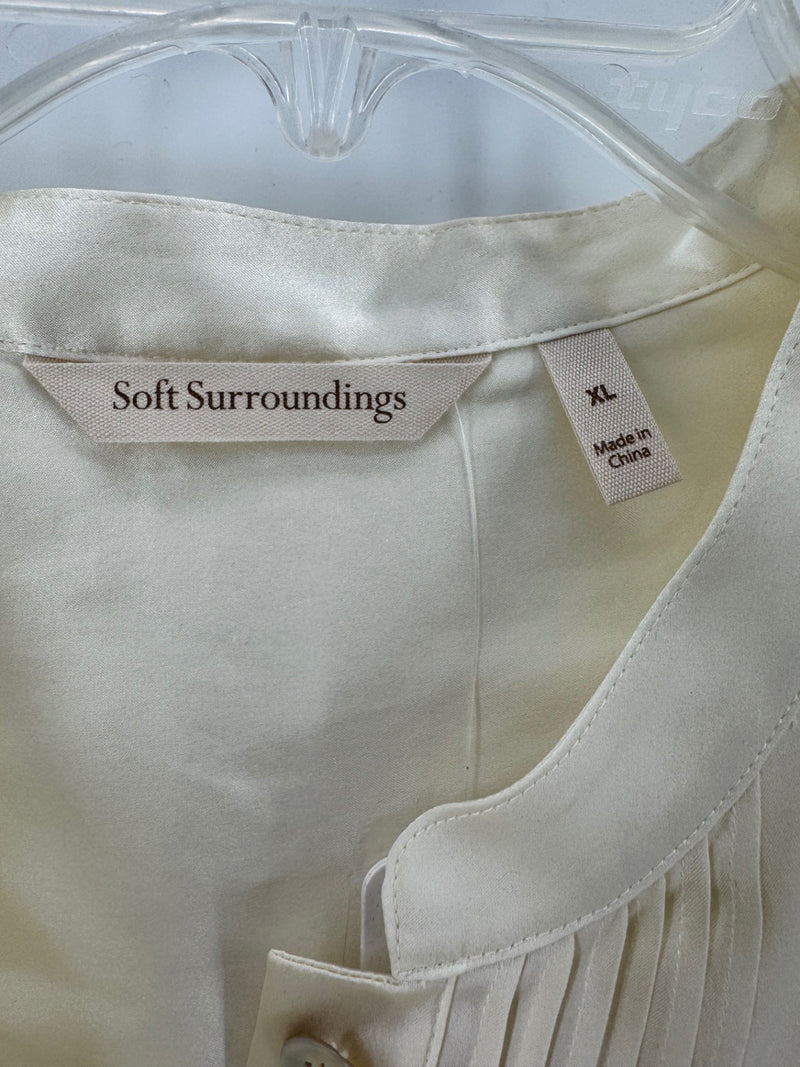 Soft Surroundings Ivory Silk Button Up