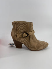 Baretraps Camel Ledell Ankle Boots