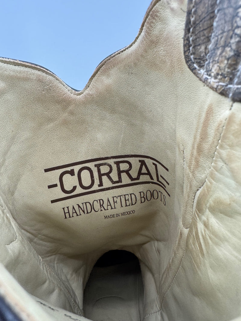 Corral Southwestern Embroidered Square Toe Boots 9