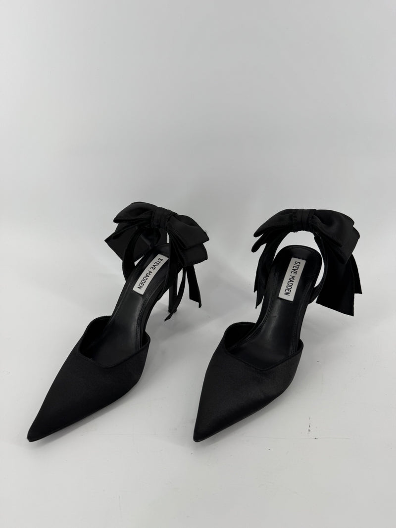 Steve Madden Black Bow Point Heels