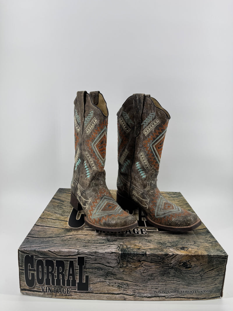 Corral Southwestern Embroidered Square Toe Boots 9