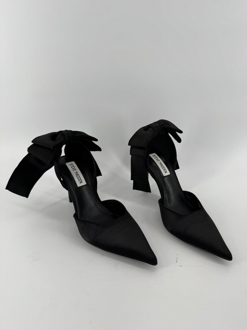 Steve Madden Black Bow Point Heels