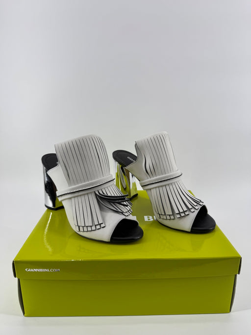 Gianni Bini White Paisleigh Heels