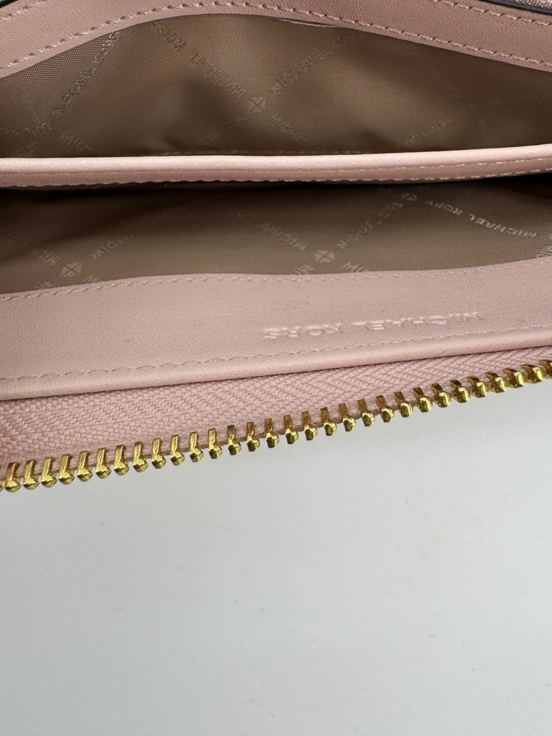 Michael Kors Pink Wallet