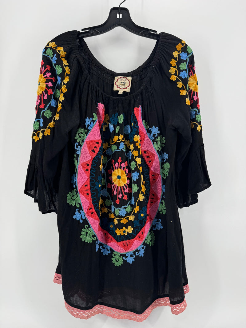 A&A Clothing Inc Embroidered Tunic Size XL