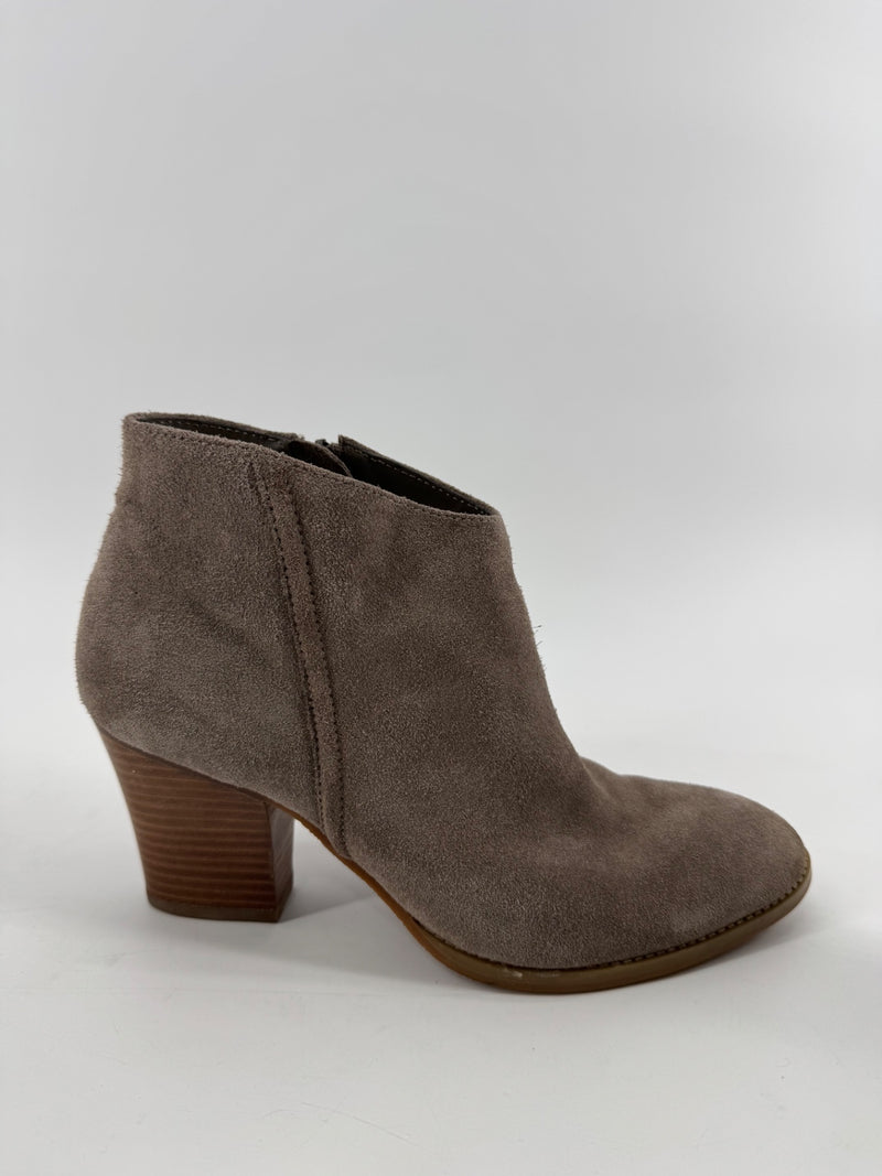 Susina Taupe Ankle Boots Heels Size 8.5