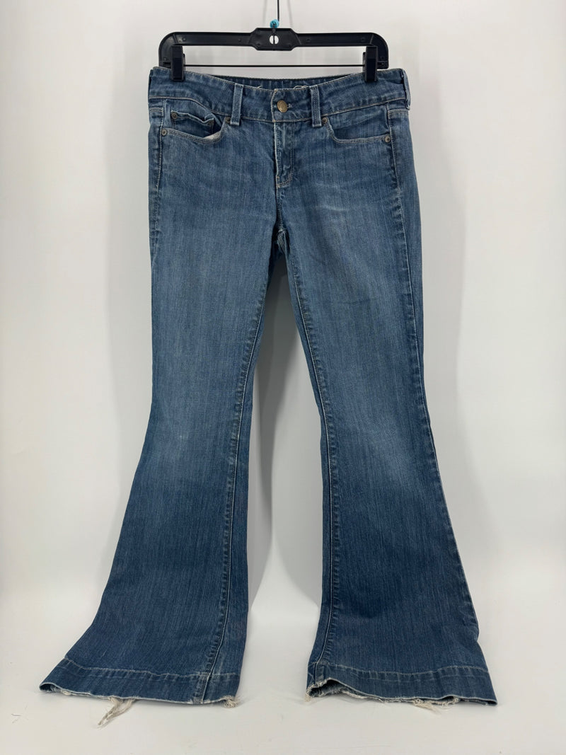 American Eagle Bootcut Jeans Size 28