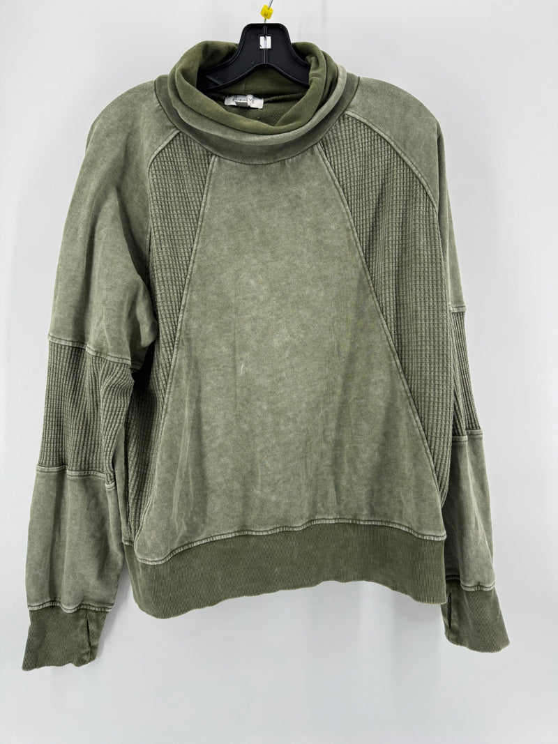 Evereve Green Waffle Sweater