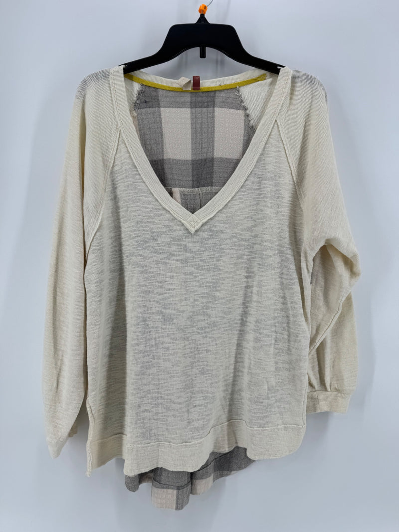 Pilcro Cream V Neck Top Size S