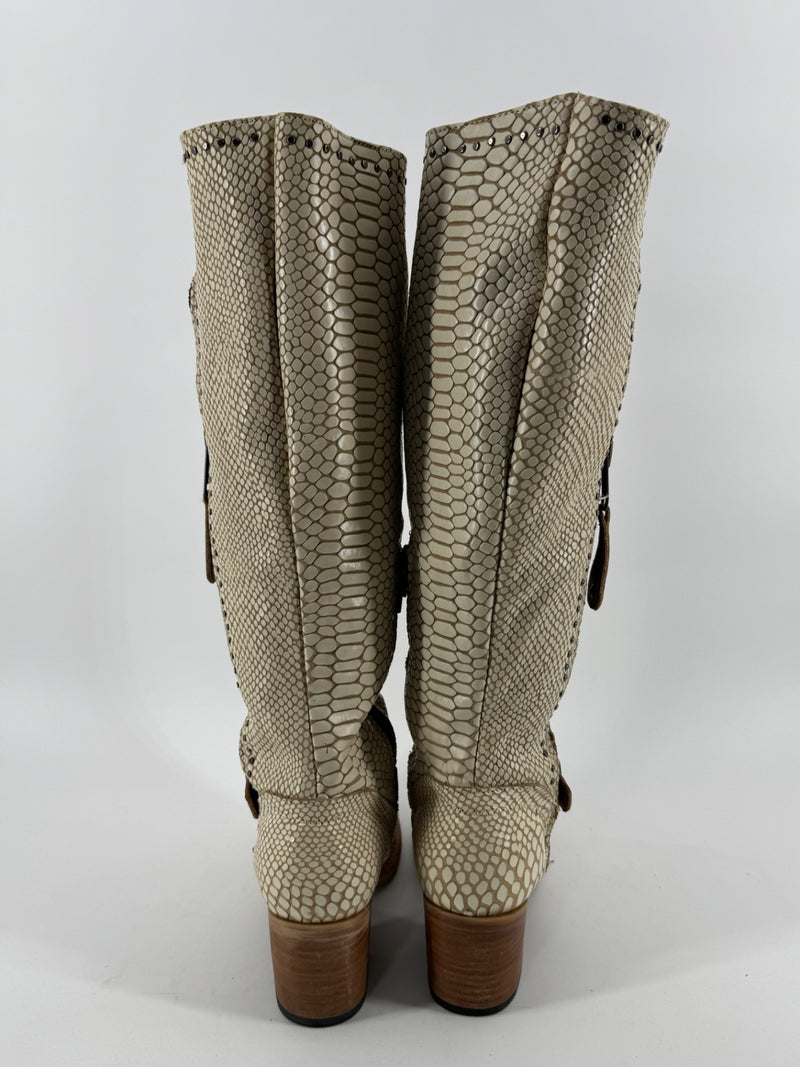 Freebird Ivory Carson Scale Boots Size 8