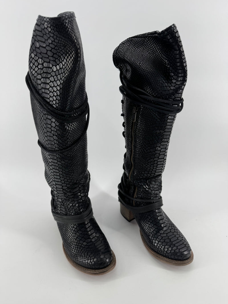 Freebird Black Coal Scale Boots Size 8