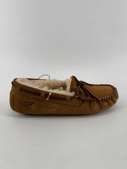 UGG Sherpa Lined Moccasins Size 6