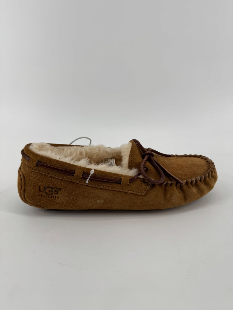 UGG Sherpa Lined Moccasins Size 6