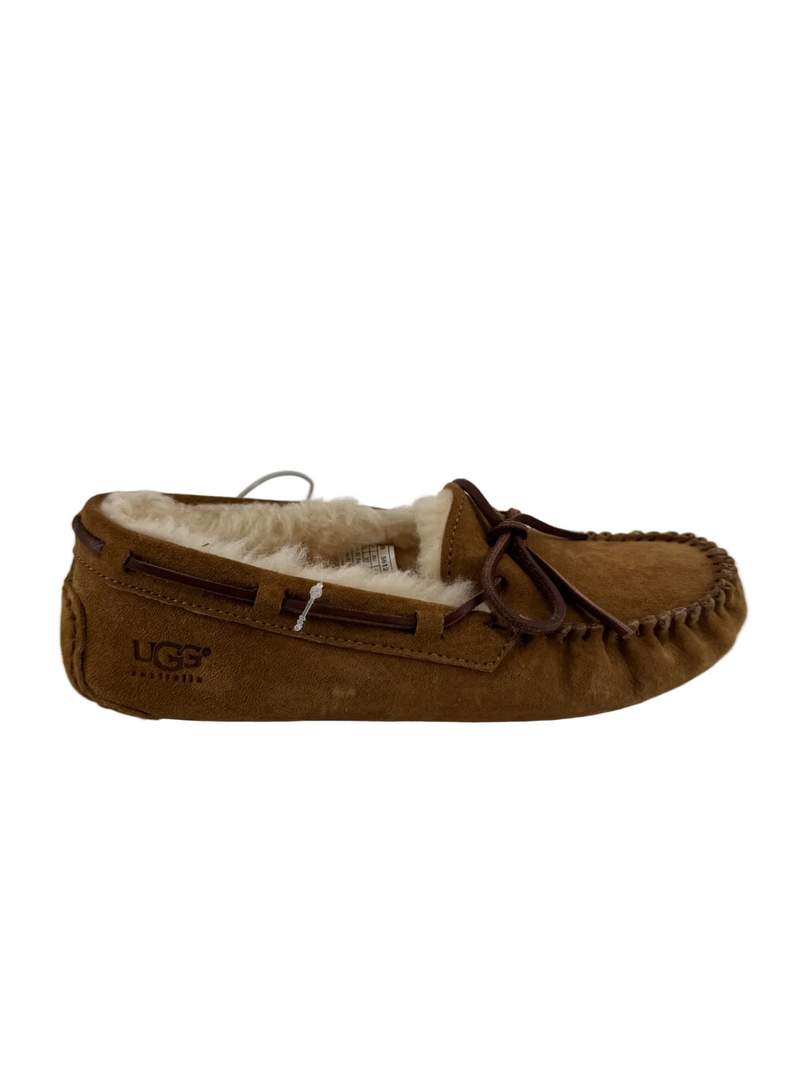 UGG Sherpa Lined Moccasins Womens Size 6