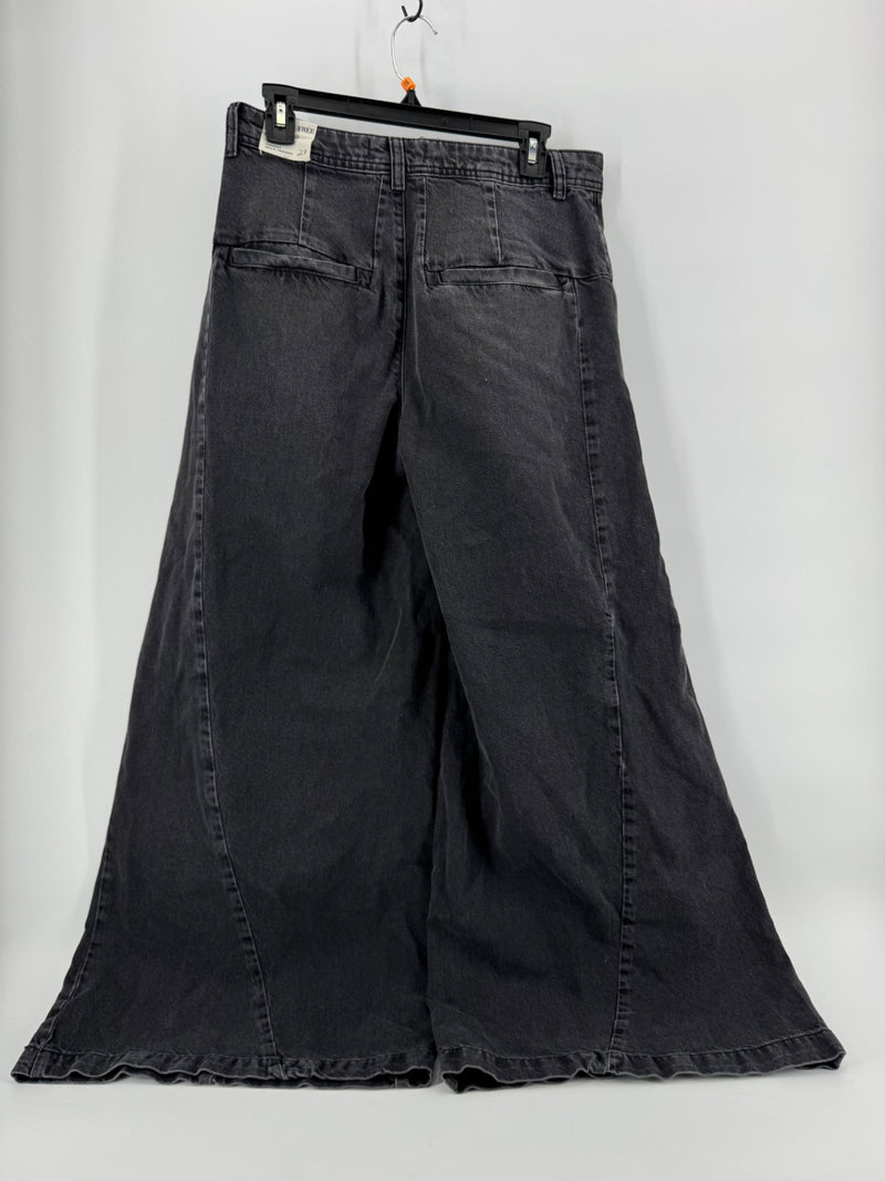 We The Free Equinox Denim Trousers Size 27