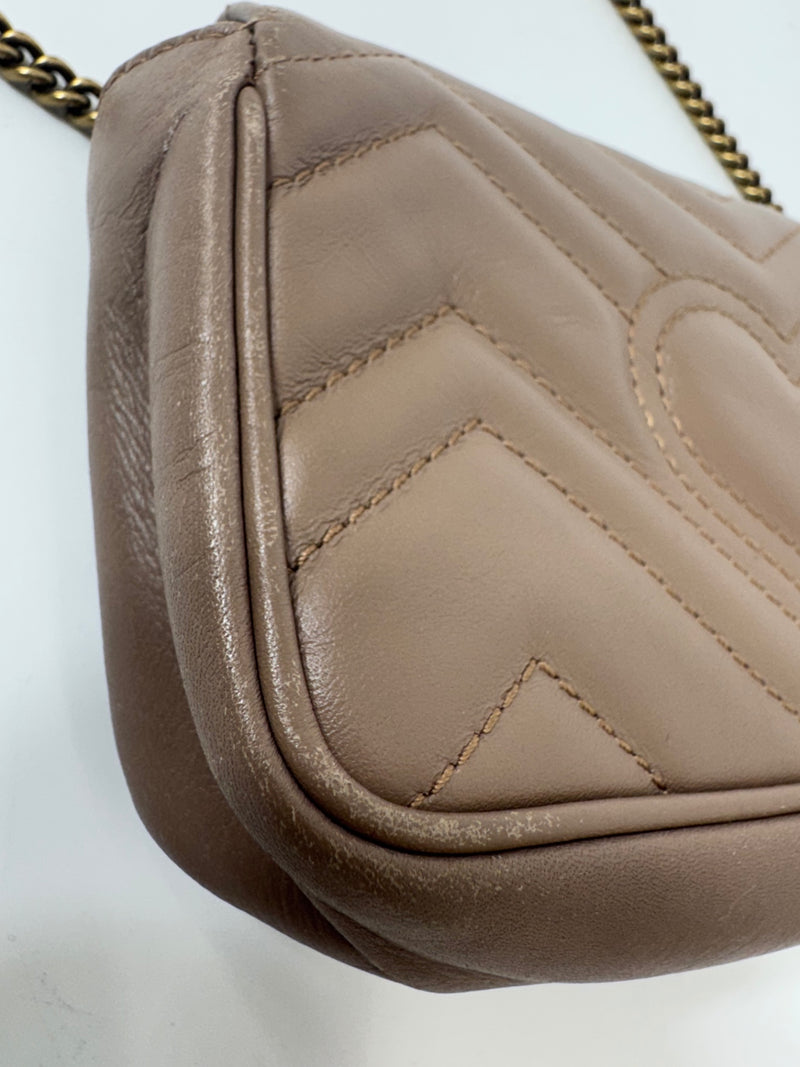 Gucci GG Marmont Matelassé Mini Chain Bag