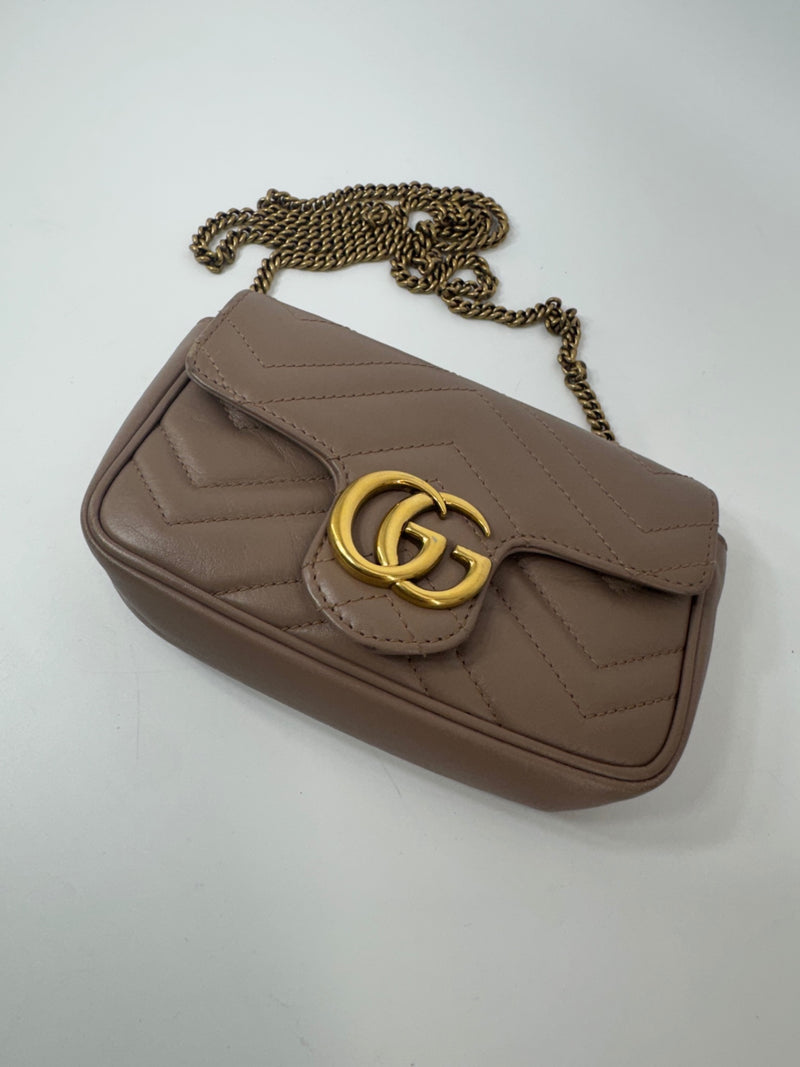 Gucci GG Marmont Matelassé Mini Chain Bag