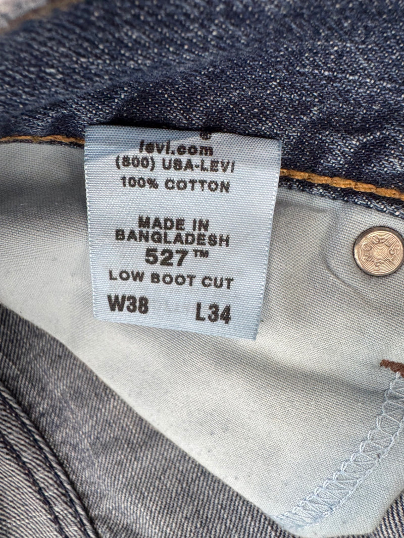 Levi Strauss & Co. Low Bootcut Size 38