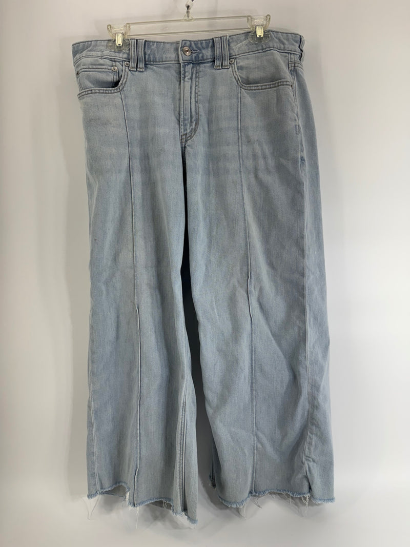 American Eagle Wide Leg Stretch Jeans
