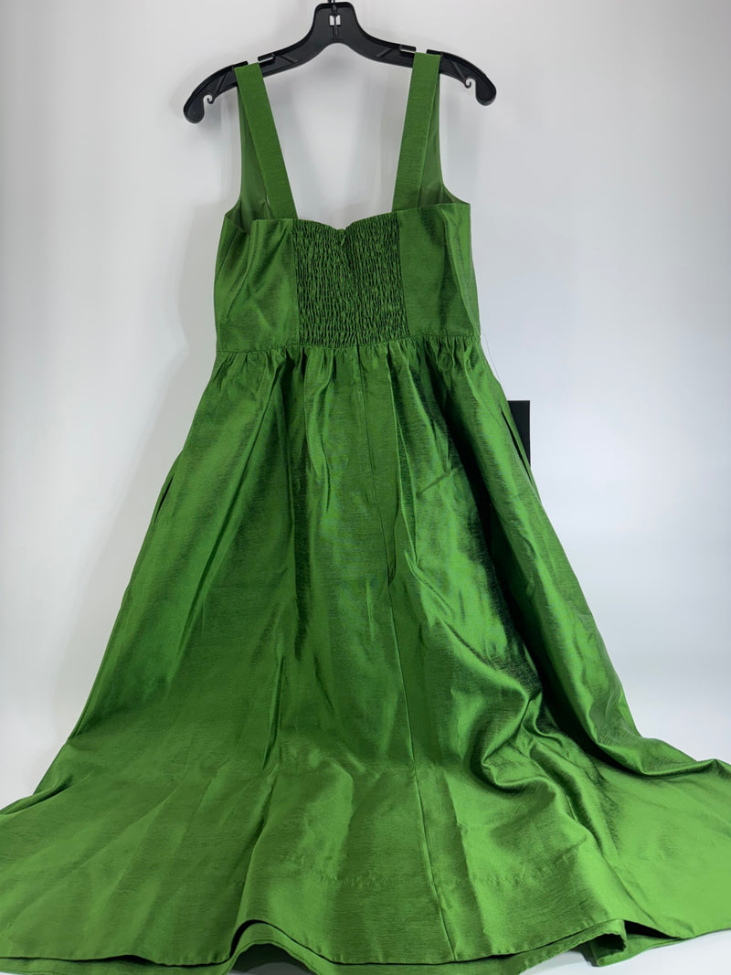 TuckerNuck Green Maxi Dress Size LG