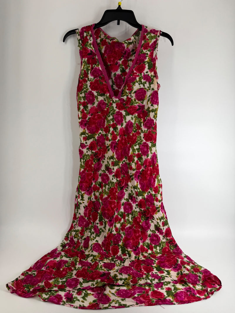 Velvet Pink/Red Floral Dress Size M