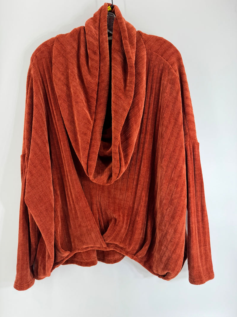 Hummingbird Orange Sweater Size M
