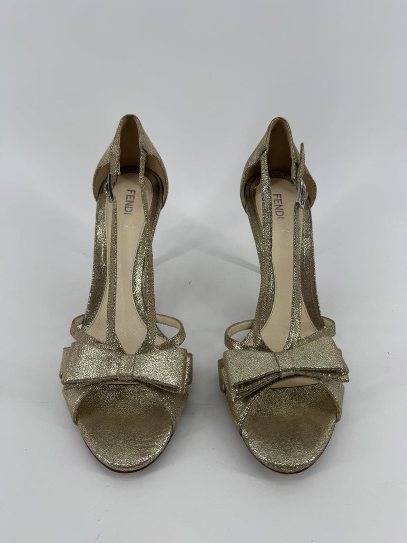 Fendi Gold Bow Heels Size 39.5
