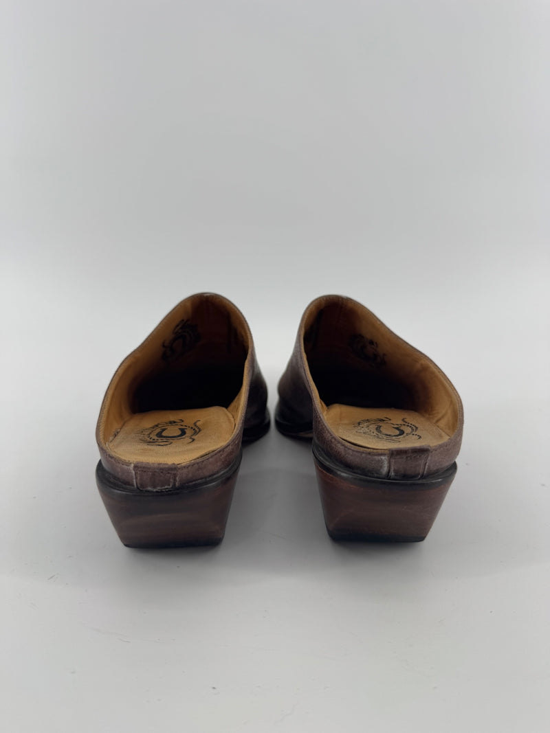 Charlie 1 Horse Pointed Toe Mules Size 6
