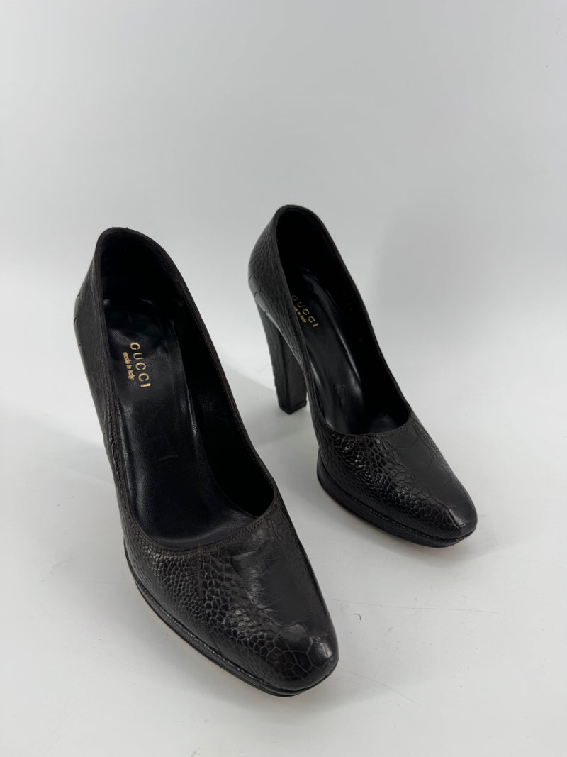 Gucci Croc Embossed Pump Heels Size 7
