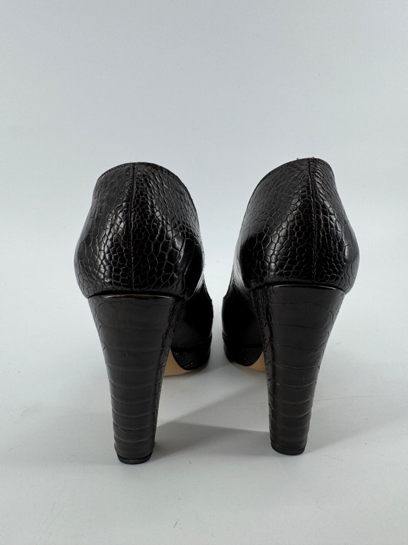 Gucci Croc Embossed Pump Heels Size 7