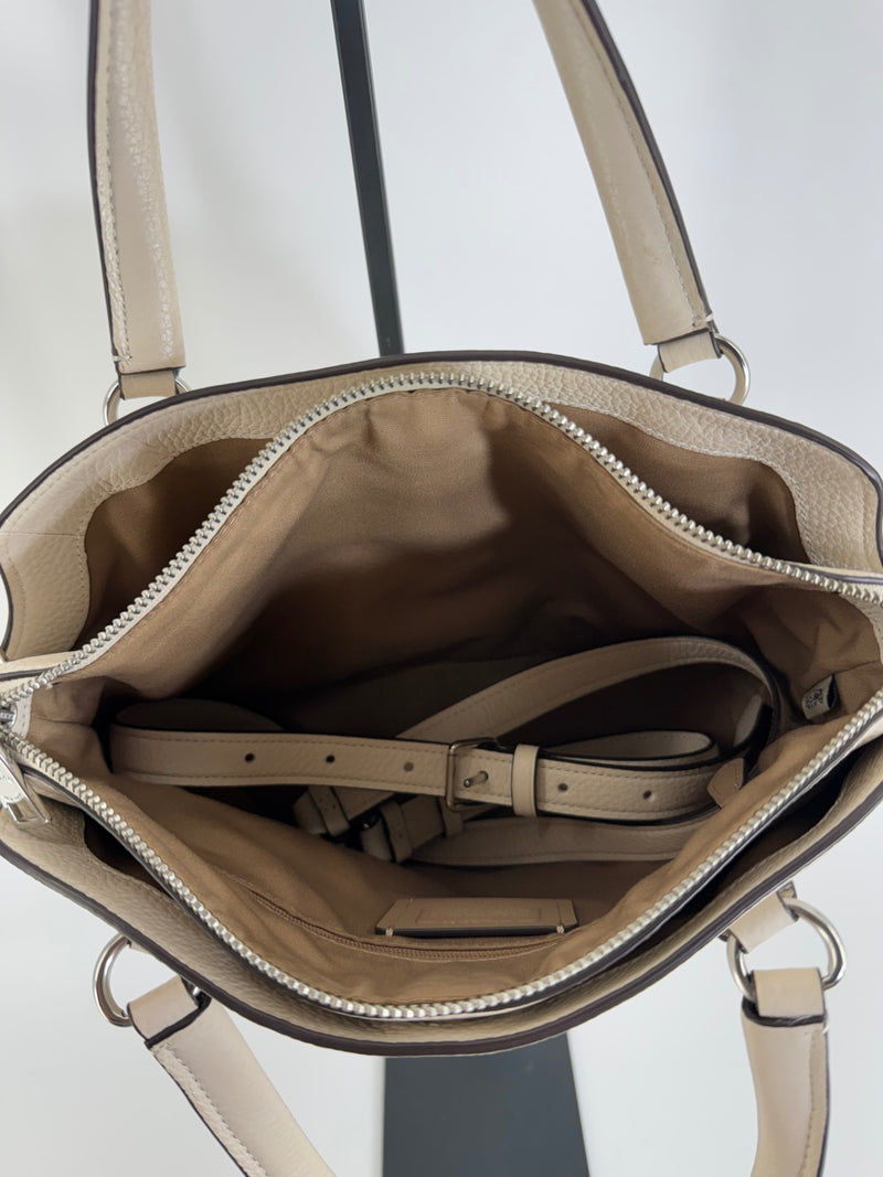 Coach White Leather Handbag with Strap