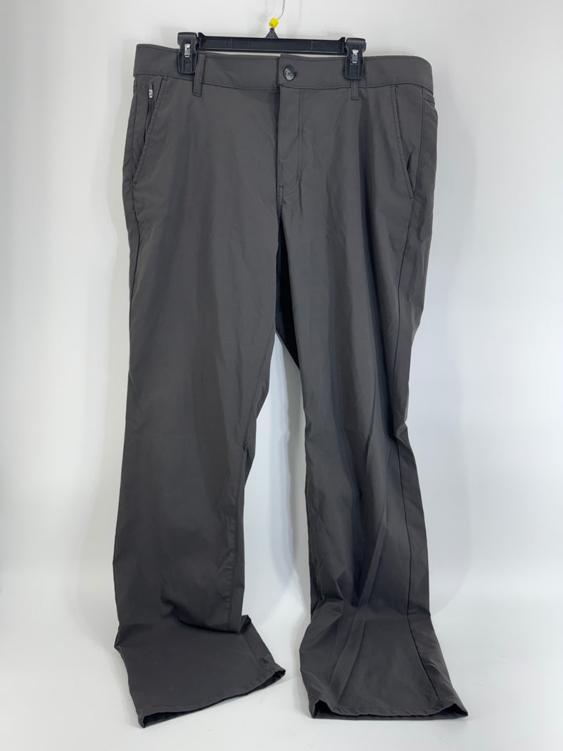 Weatherproof Vintage Gray Pants Size 36