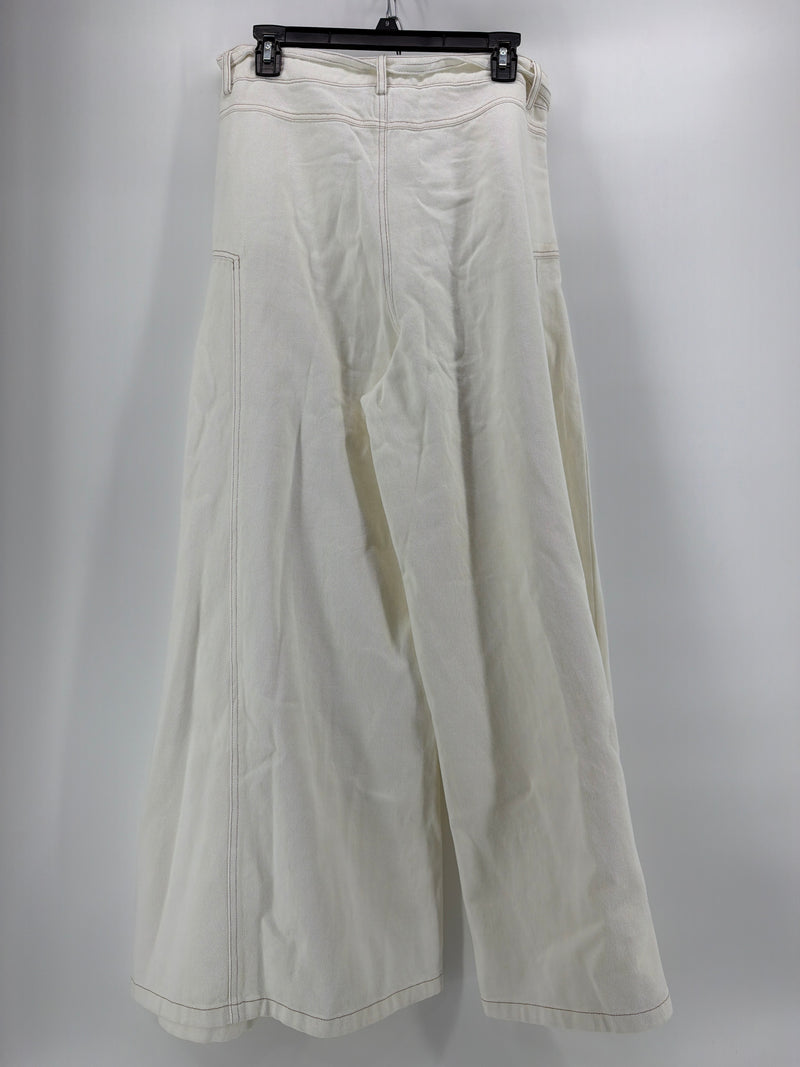 Free Market White Wide Leg Stretch Denim Size Large